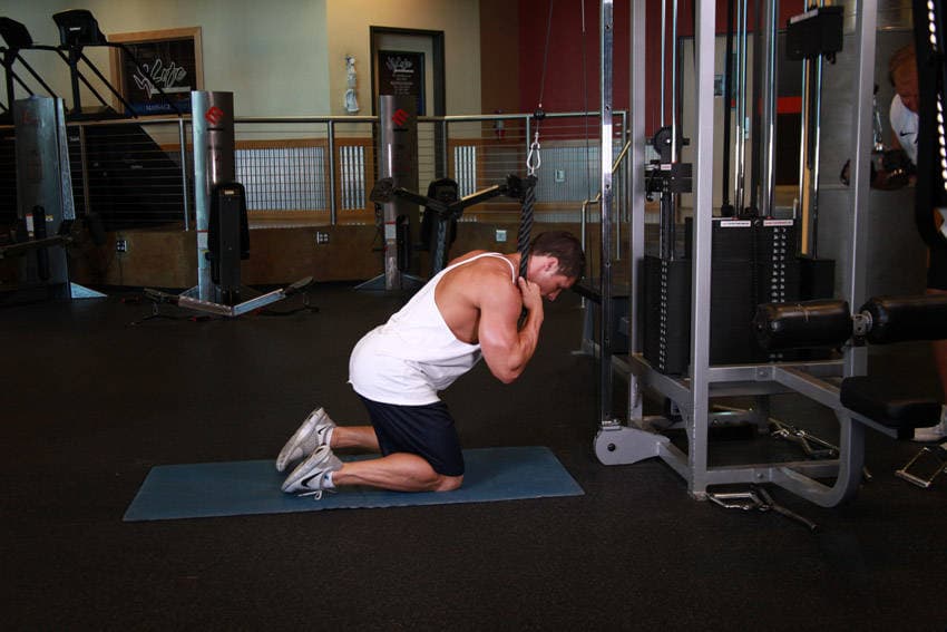 Cable Crunch starting position