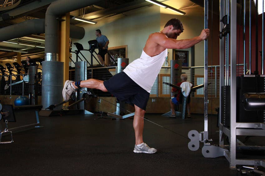 Cable Kickback finishing position