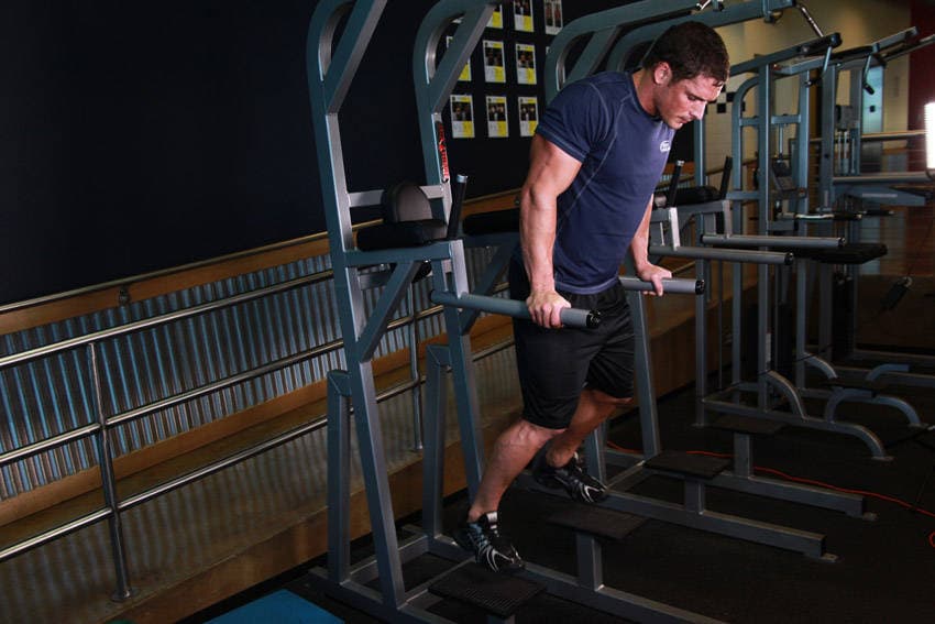 Chest-Biased Dip starting position