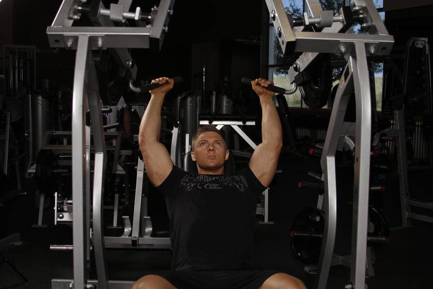 Machine Shoulder Press finishing position