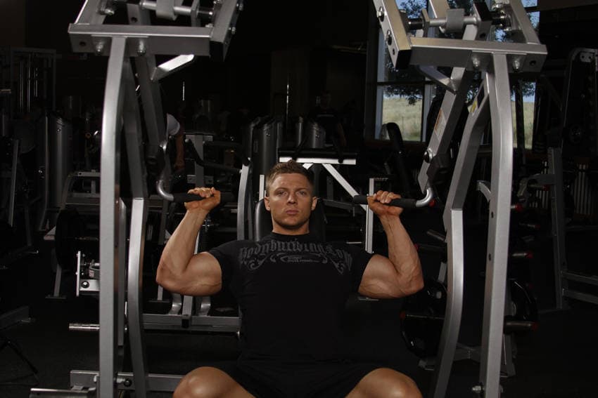 Machine Shoulder Press starting position