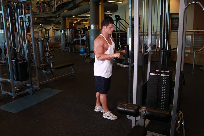 Straight-Bar Pressdown starting position